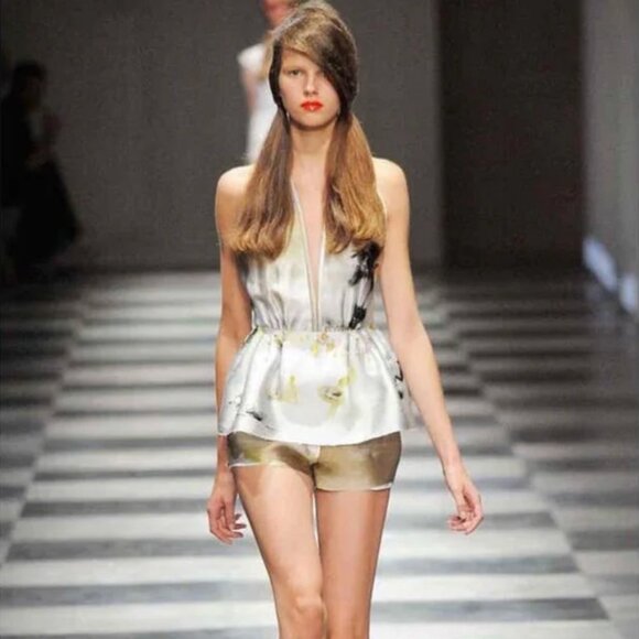 Prada Runway Spring 2010 Silk Holographic Beach Print Plunge Neck Peplum Top - Picture 2 of 6
